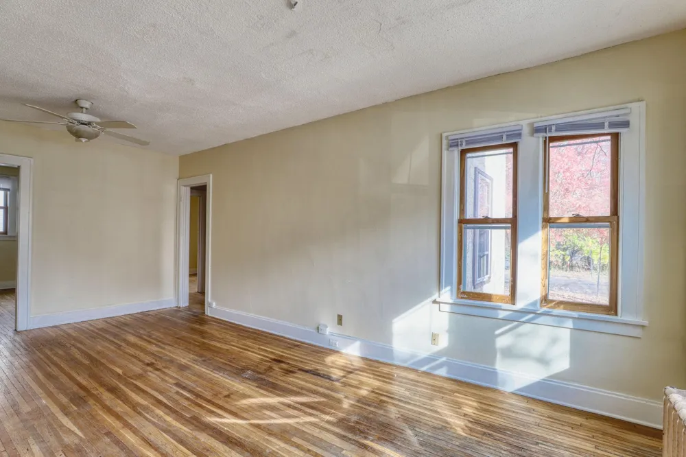415 Finn Street Saint Paul, MN 55104