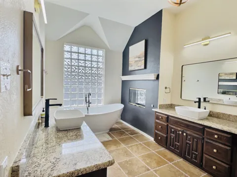 1710 Clydesdale Court
