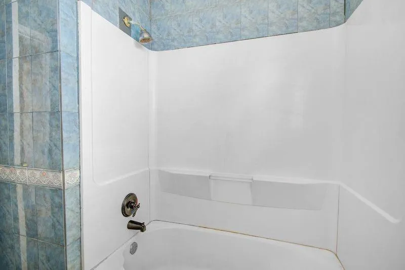 714 W 7th Street Freeport, TX 77541