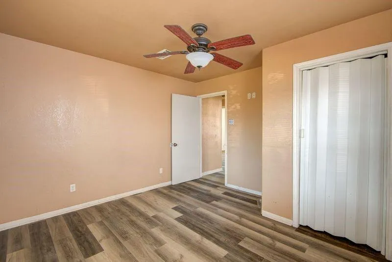 714 W 7th Street Freeport, TX 77541