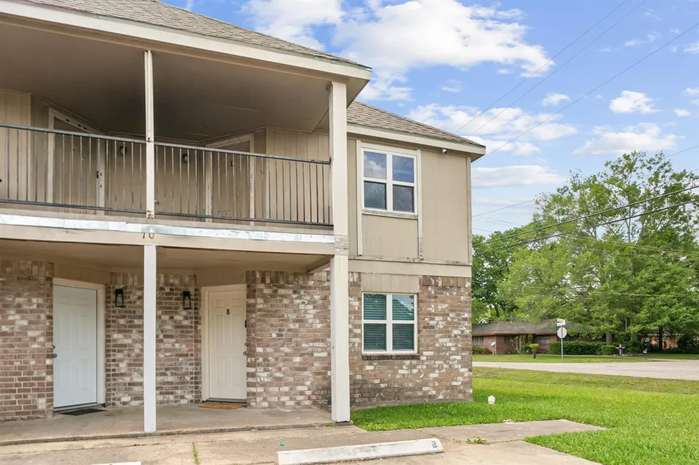 700 Lyle W Avenue #C Cleveland, TX 77327