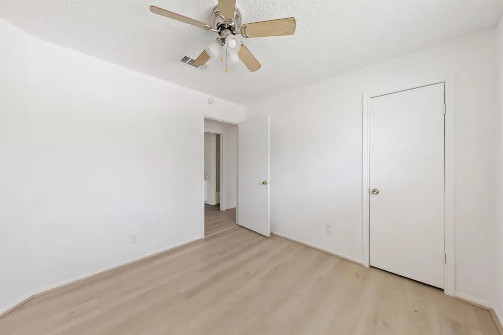 700 Lyle W Avenue #C Cleveland, TX 77327