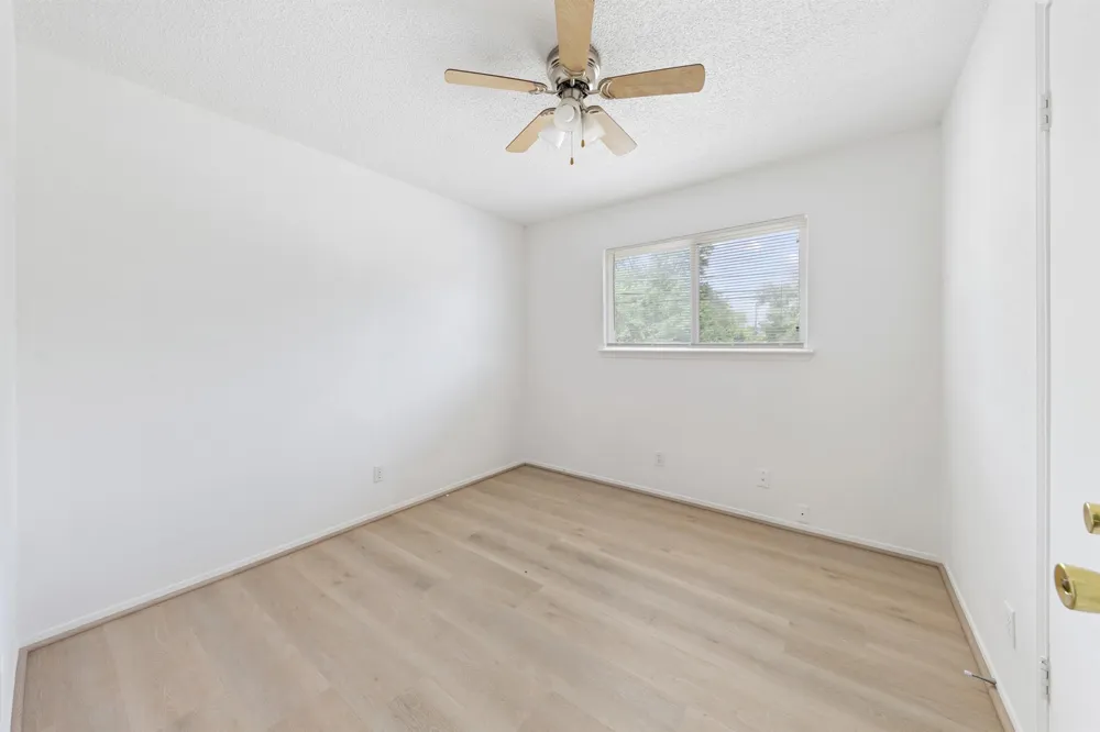 700 Lyle W Avenue #C Cleveland, TX 77327