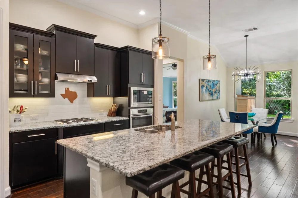138 Claret Cup Lane Montgomery, TX 77316