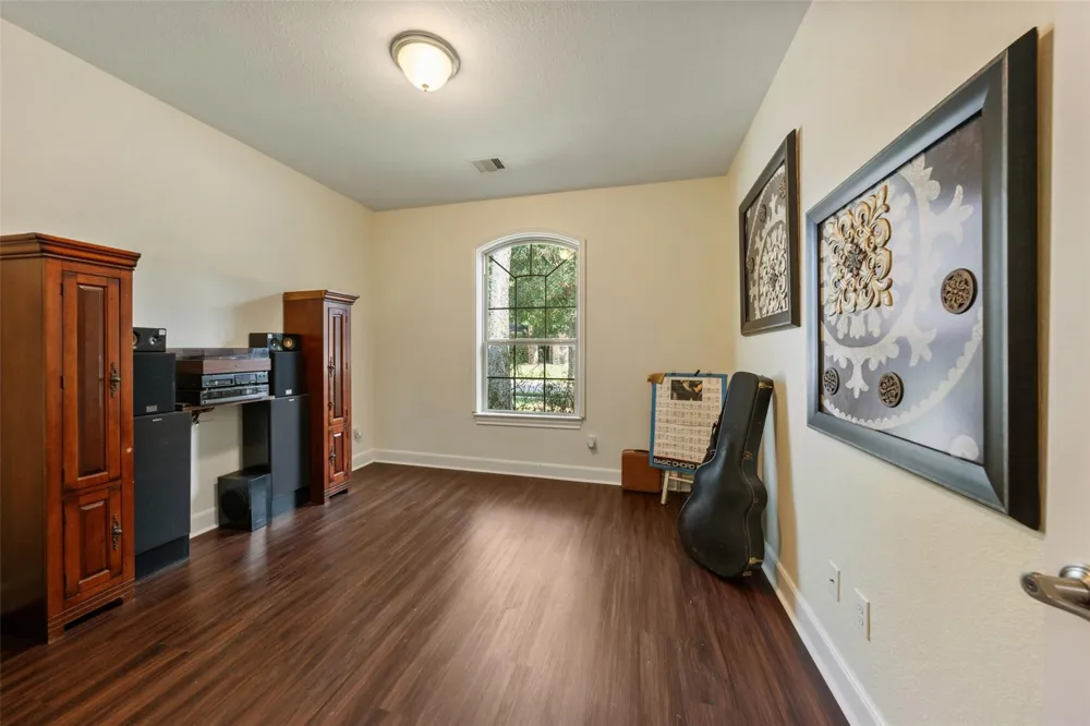 138 Claret Cup Lane Montgomery, TX 77316