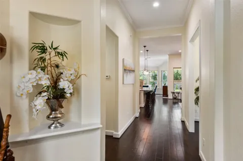 138 Claret Cup Lane