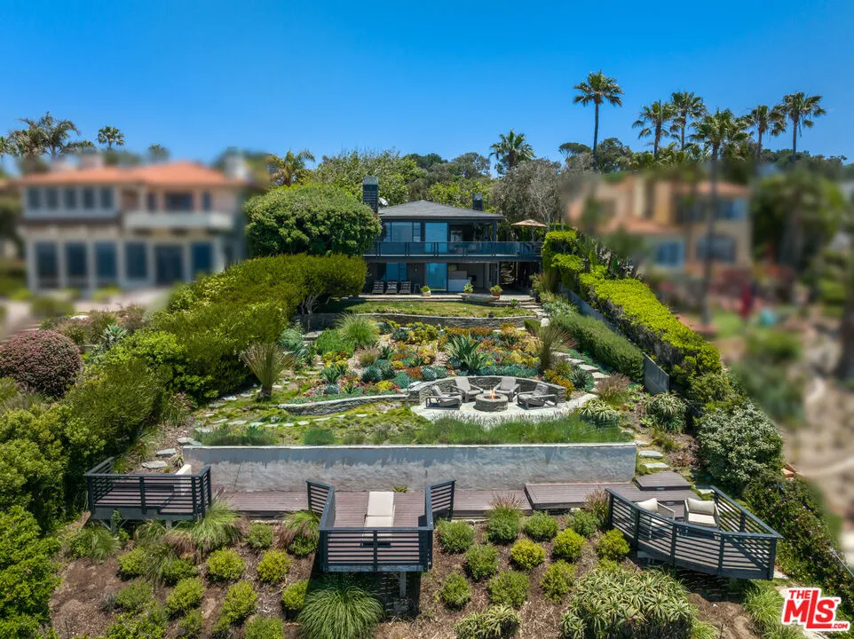 7089 Birdview Avenue Malibu, CA 90265