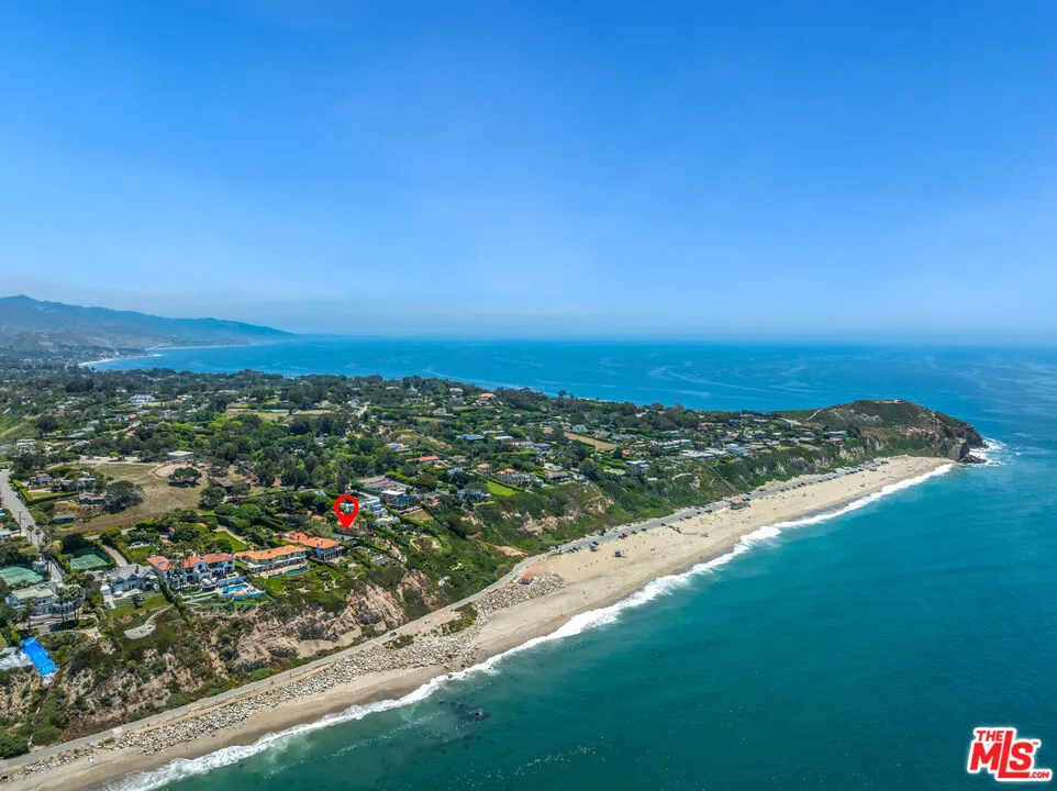 7089 Birdview Avenue Malibu, CA 90265