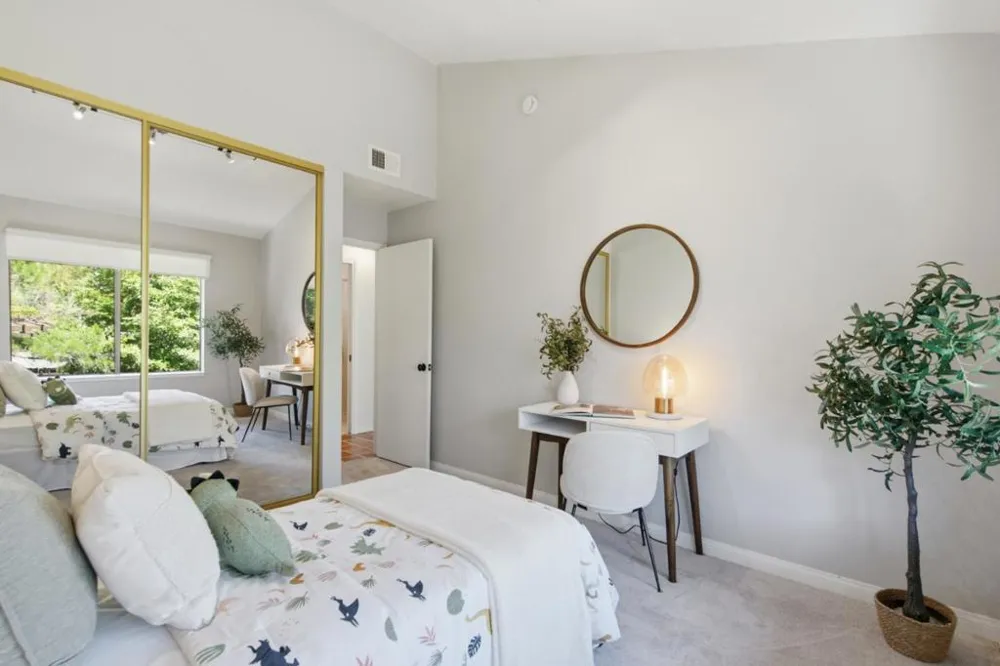 3368 La Mesa Drive #12 San Carlos, CA 94070