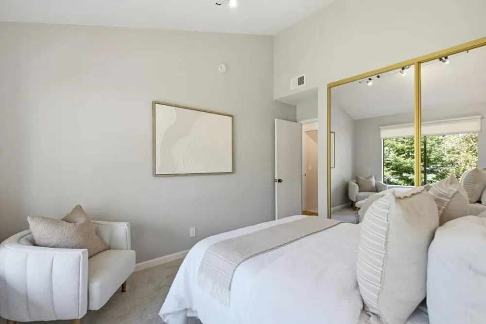 3368 La Mesa Drive #12 San Carlos, CA 94070