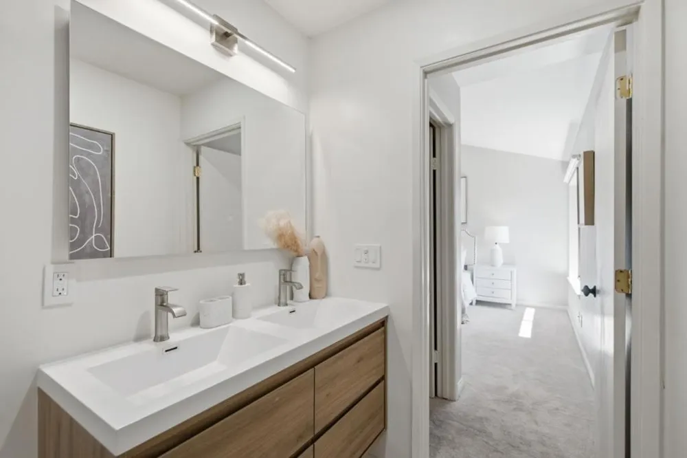 3368 La Mesa Drive #12 San Carlos, CA 94070