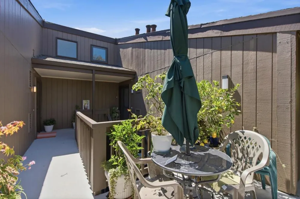 3368 La Mesa Drive #12 San Carlos, CA 94070