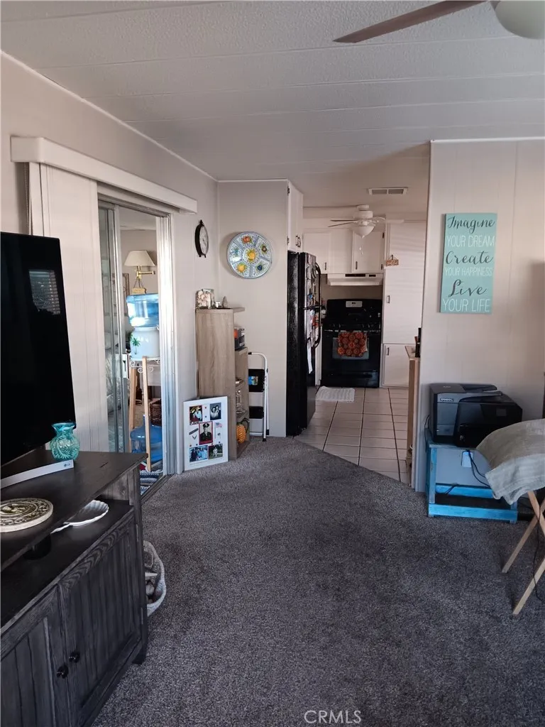 575 S Lyon Avenue #142 Hemet, CA 92543