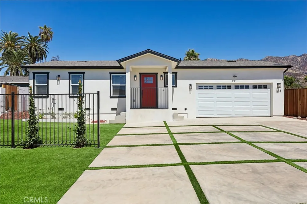23 E Pine Street Altadena, CA 91001