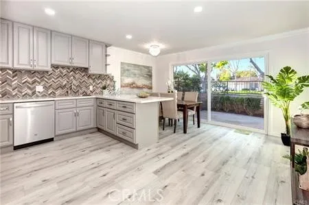 17311 Peach Irvine, CA 92612
