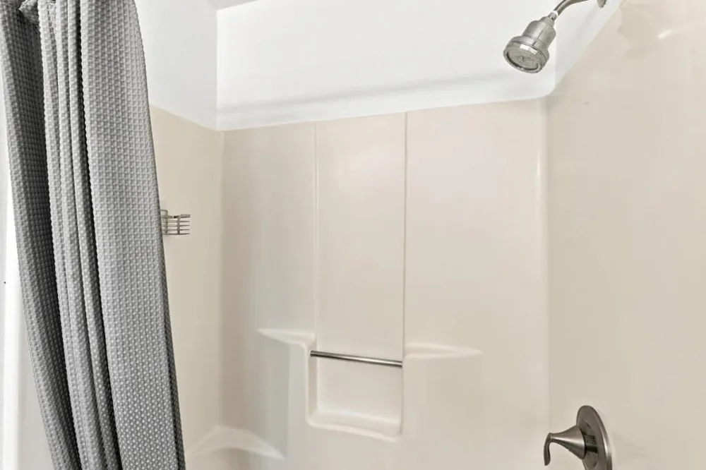 79 Knight Lane Hollister, CA 95023
