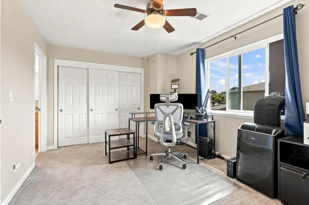 79 Knight Lane Hollister, CA 95023