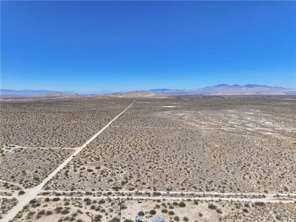 Champagne Ave Rosamond, CA 93560