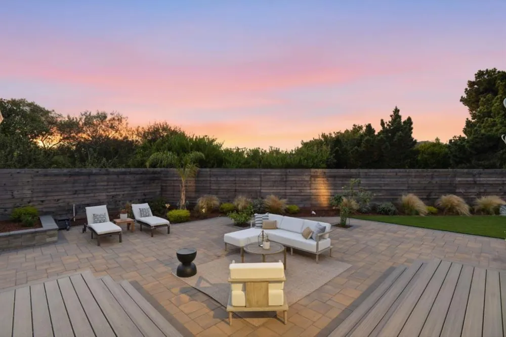 301 Shelter Cove Drive El Granada, CA 94019