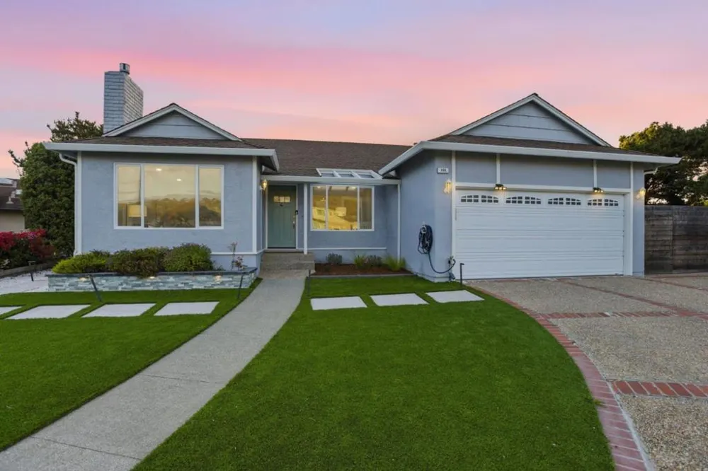 301 Shelter Cove Drive El Granada, CA 94019
