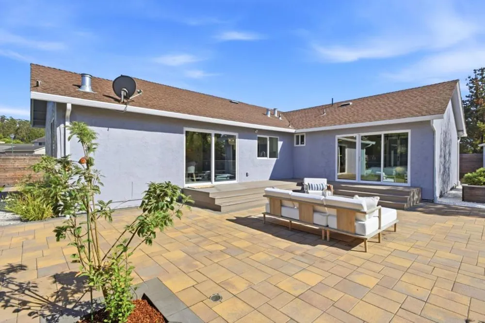 301 Shelter Cove Drive El Granada, CA 94019