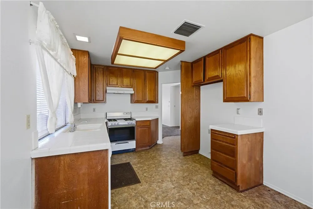 36892 Spanish Broom Palmdale, CA 93550