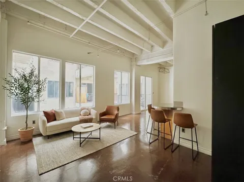 312 W 5th Street #521