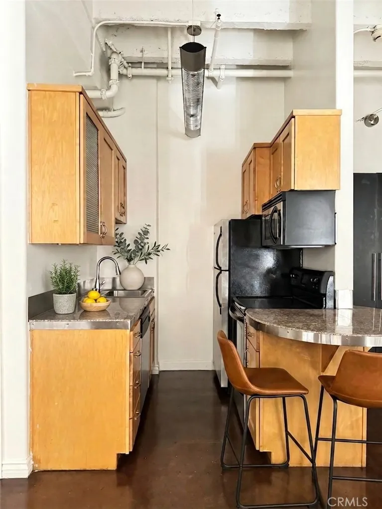312 W 5th Street #521 Los Angeles, CA 90013