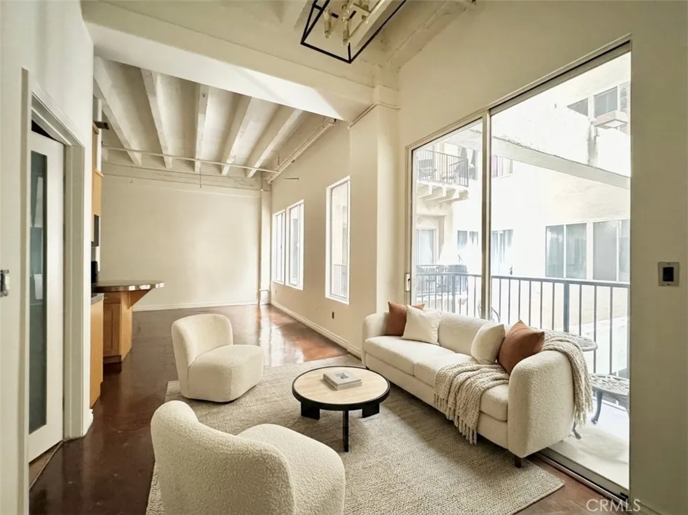312 W 5th Street #521 Los Angeles, CA 90013