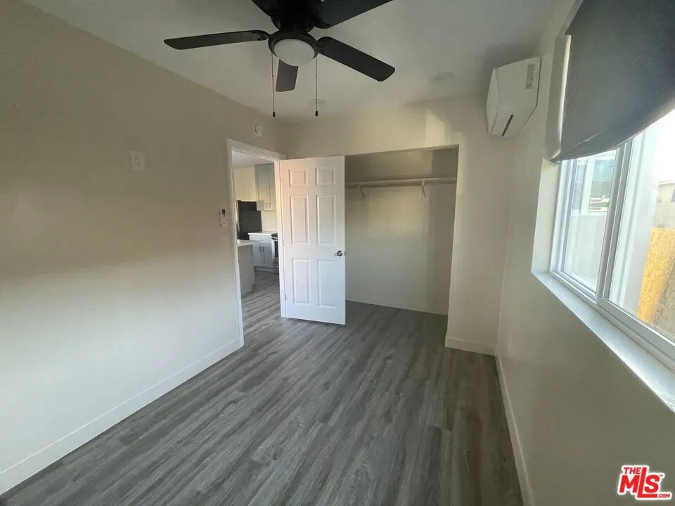 613 W 83rd Street Los Angeles, CA 90044