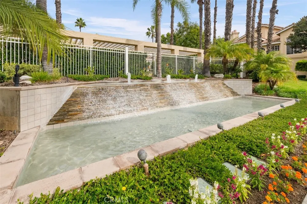 27951 Via Ambrosa Laguna Niguel, CA 92677
