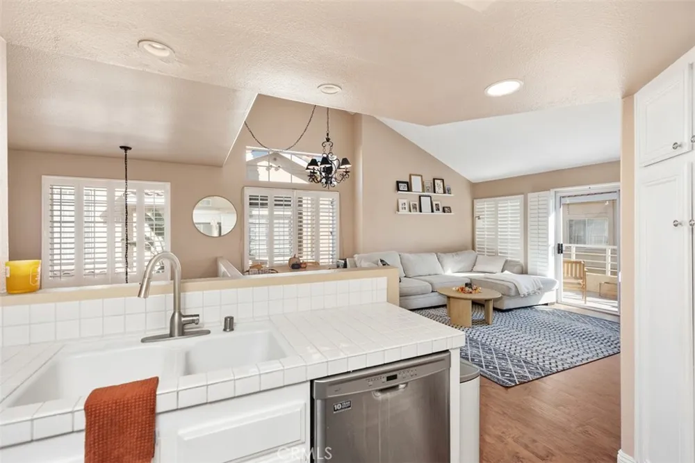 27951 Via Ambrosa Laguna Niguel, CA 92677