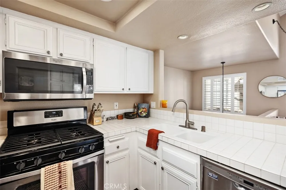 27951 Via Ambrosa Laguna Niguel, CA 92677