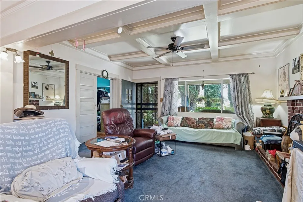 818 S 6th Alhambra, CA 91801