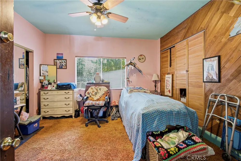 818 S 6th Alhambra, CA 91801
