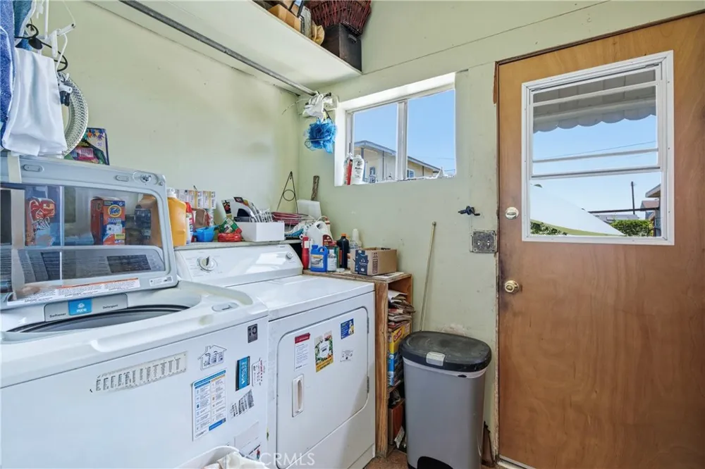 818 S 6th Alhambra, CA 91801
