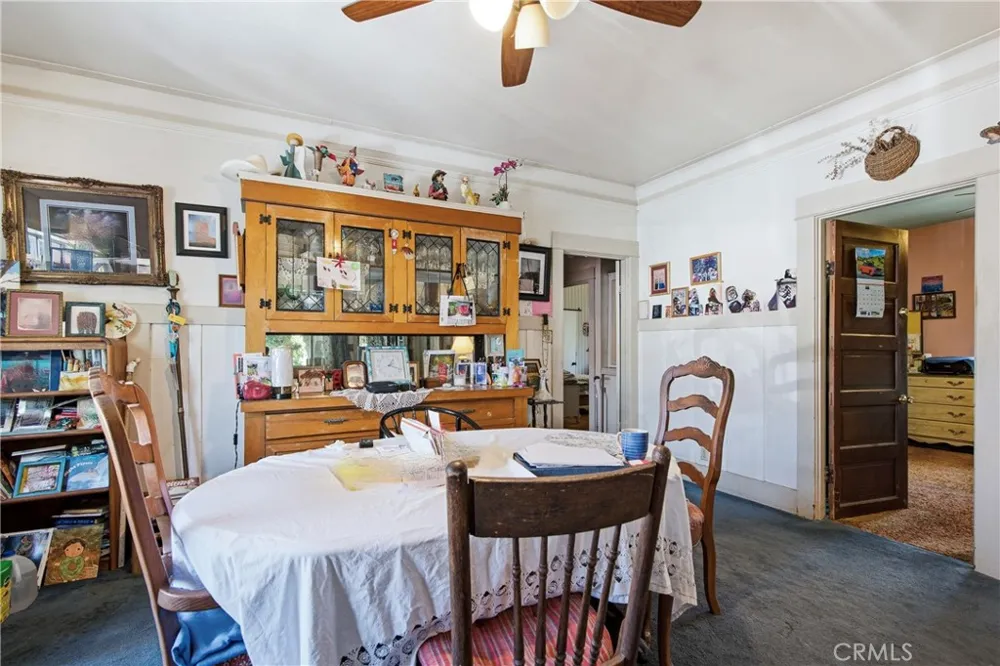 818 S 6th Alhambra, CA 91801