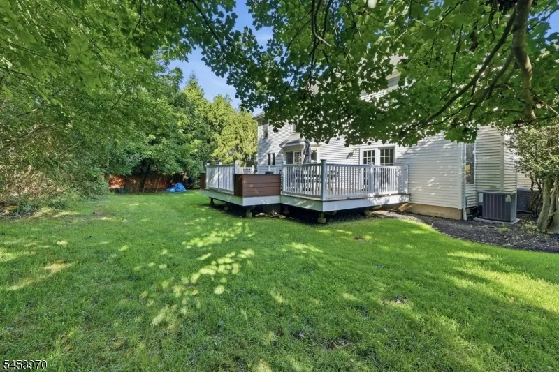 3 Alexandria Dr East Hanover, NJ 07936