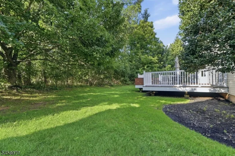 3 Alexandria Dr East Hanover, NJ 07936