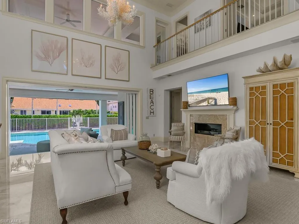 580 15th Avenue S Naples, FL 34102