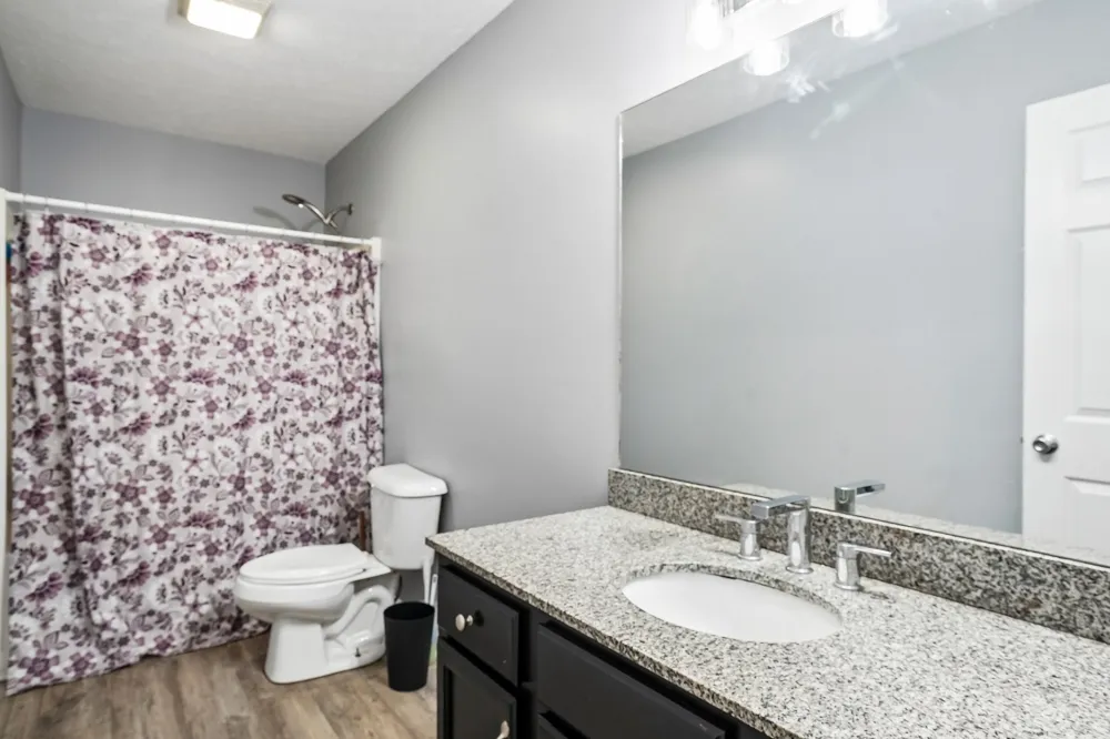 2027 Old Greenbrier Pike Greenbrier, TN 37073