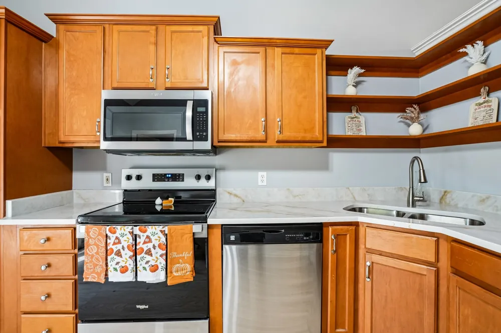 2027 Old Greenbrier Pike Greenbrier, TN 37073