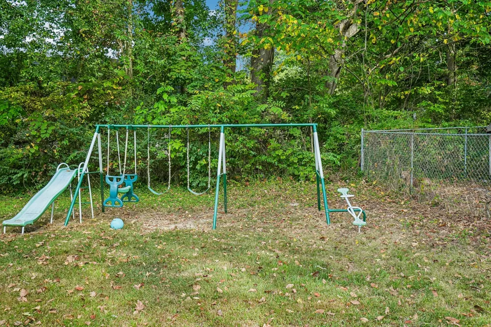 2027 Old Greenbrier Pike Greenbrier, TN 37073