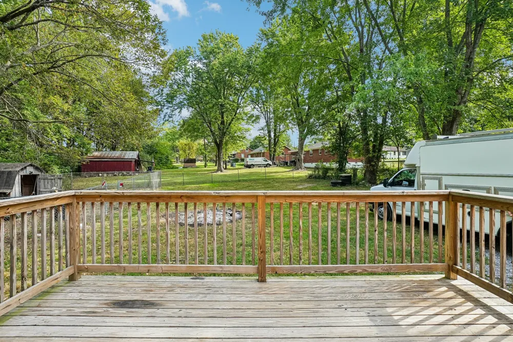 2027 Old Greenbrier Pike Greenbrier, TN 37073