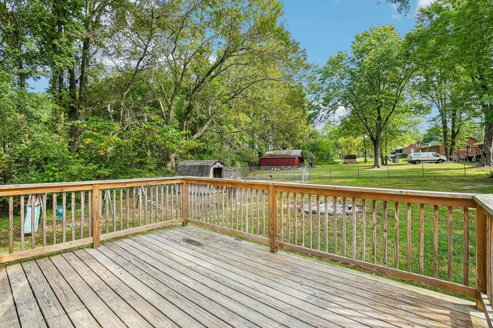 2027 Old Greenbrier Pike Greenbrier, TN 37073