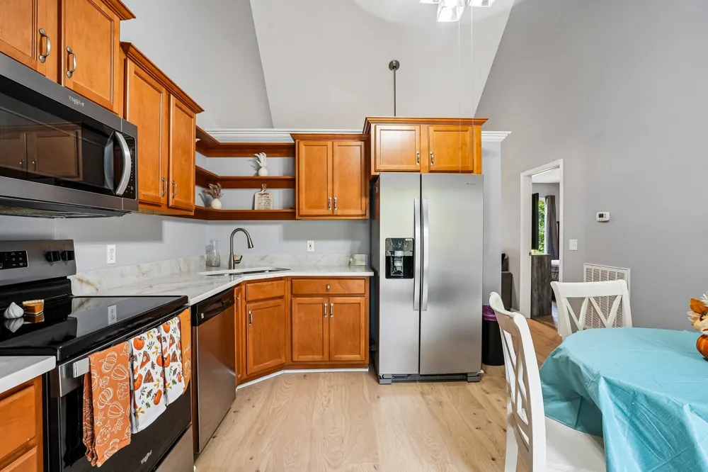 2027 Old Greenbrier Pike Greenbrier, TN 37073