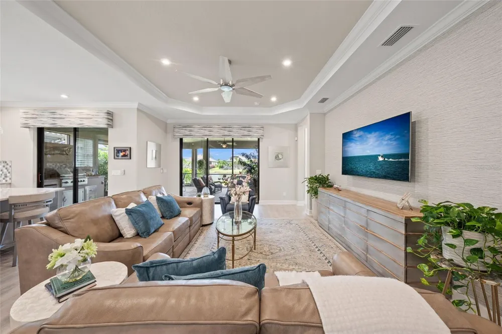 5310 CICERONE STREET Sarasota, FL 34238
