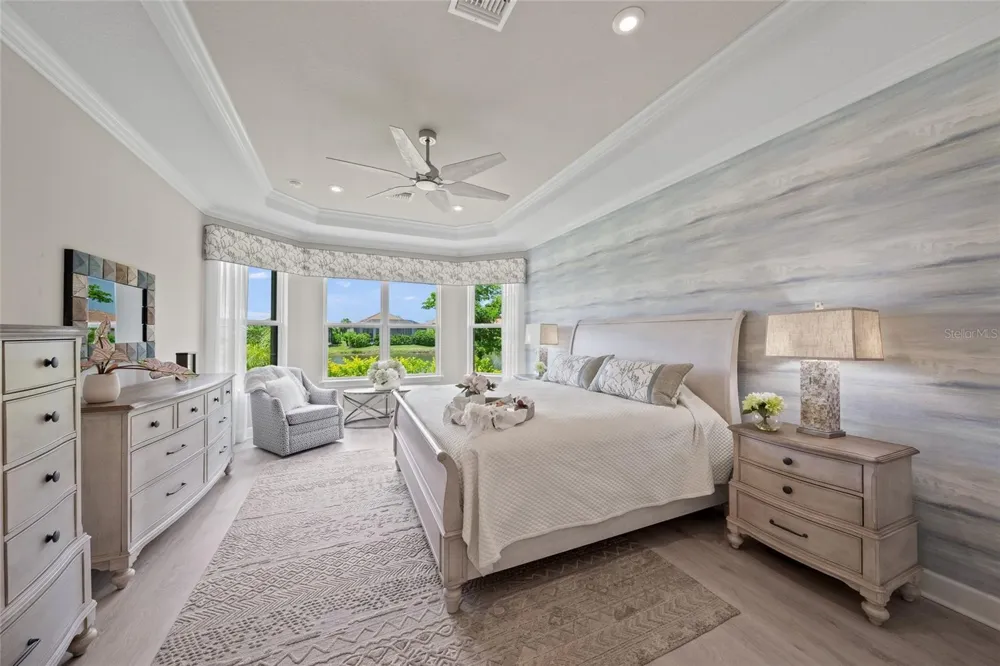 5310 CICERONE STREET Sarasota, FL 34238