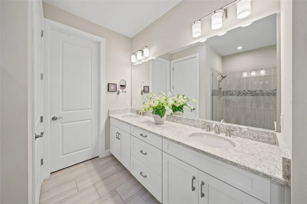 5310 CICERONE STREET Sarasota, FL 34238