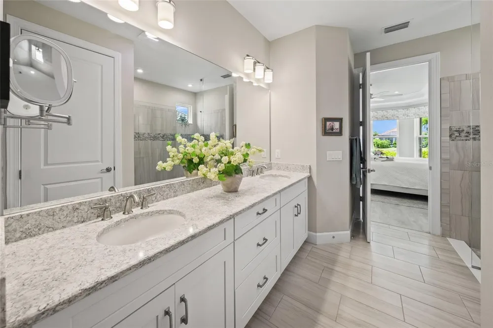 5310 CICERONE STREET Sarasota, FL 34238